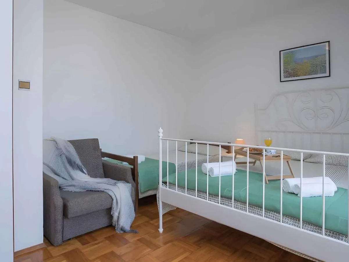 Apartments In Tar/Porec - Istrien 42546 Tar-Vabriga