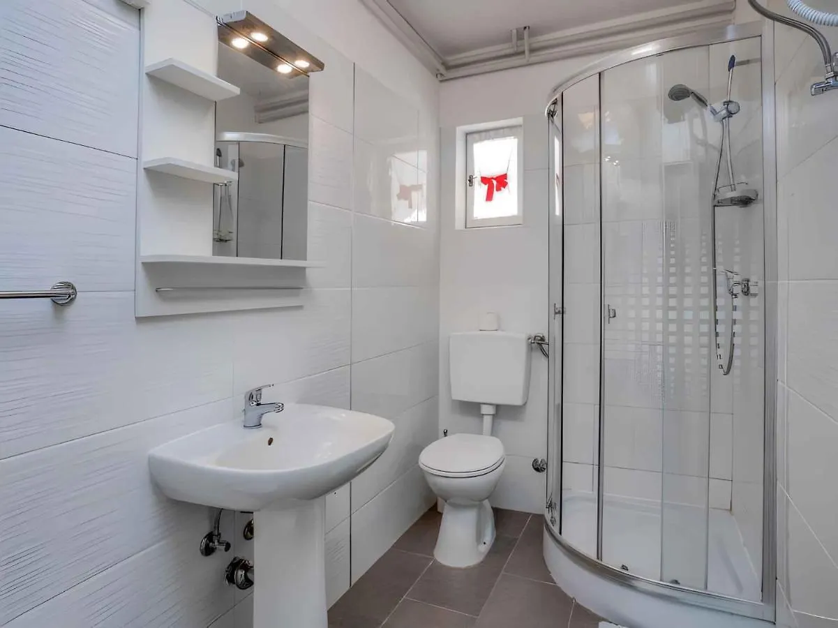 Apartments In Tar/Porec - Istrien 42546 Tar-Vabriga