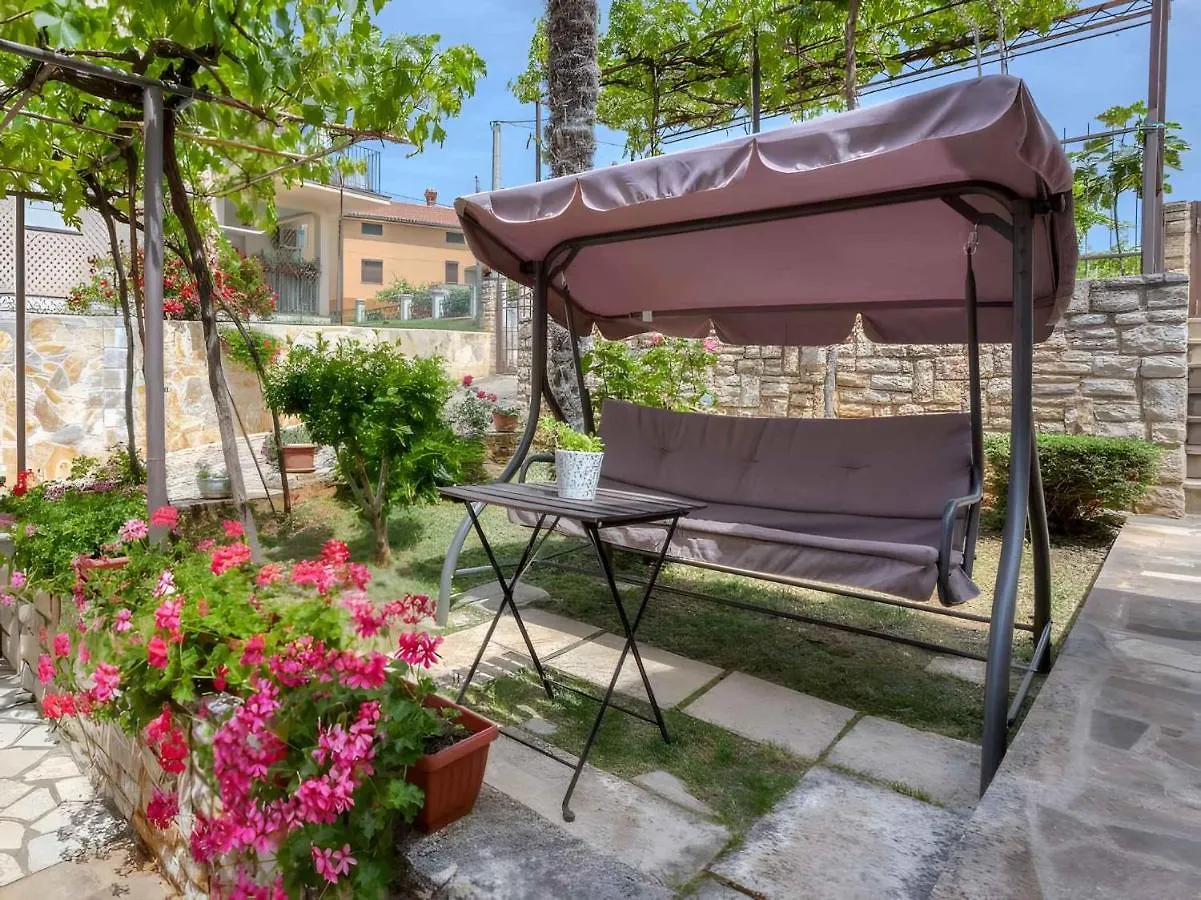 Apartments In Tar/Porec - Istrien 42546 Tar-Vabriga Croatia